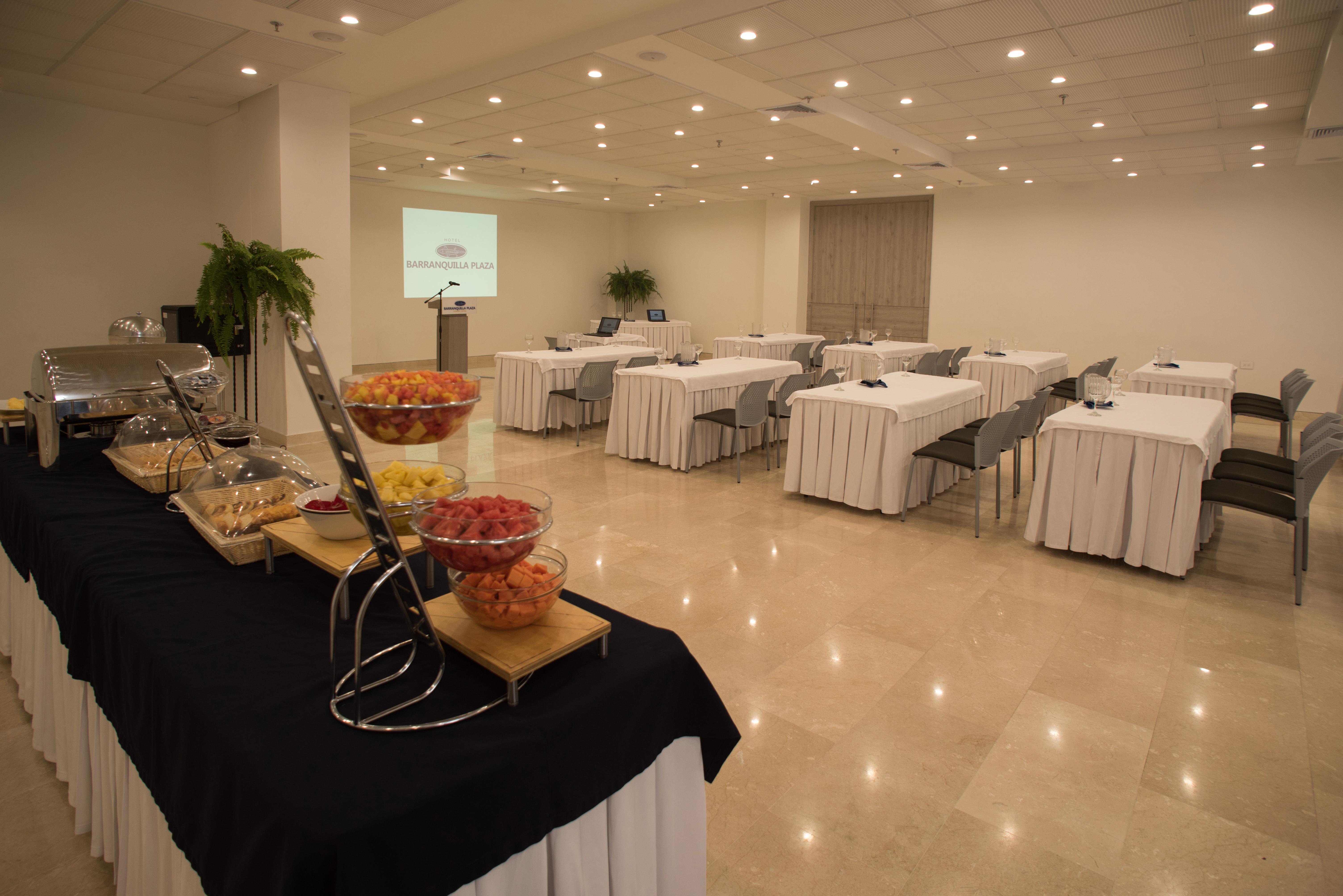 Hotel Barranquilla Plaza Exterior foto Meeting room