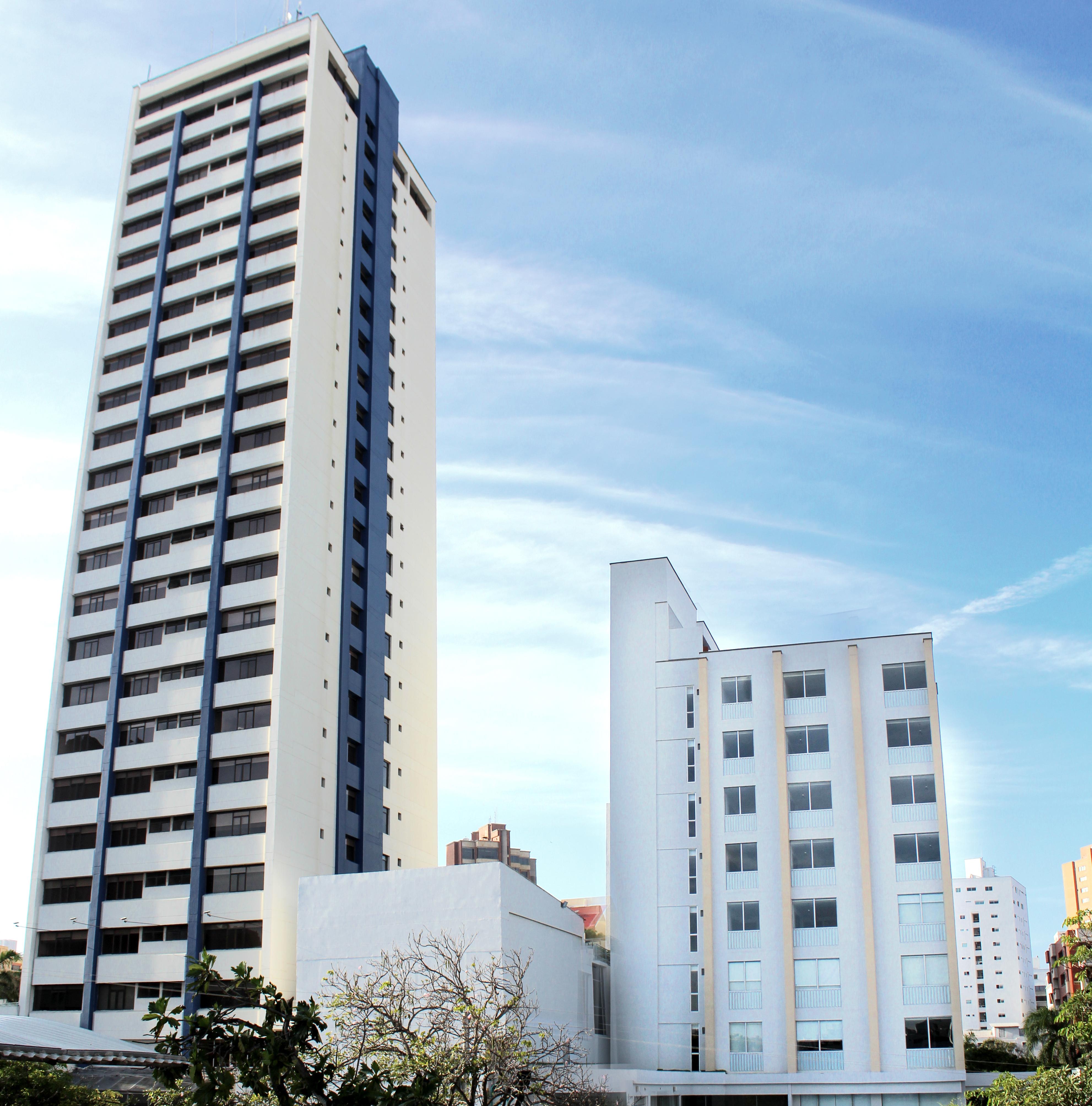 Hotel Barranquilla Plaza Exterior foto The University Tower