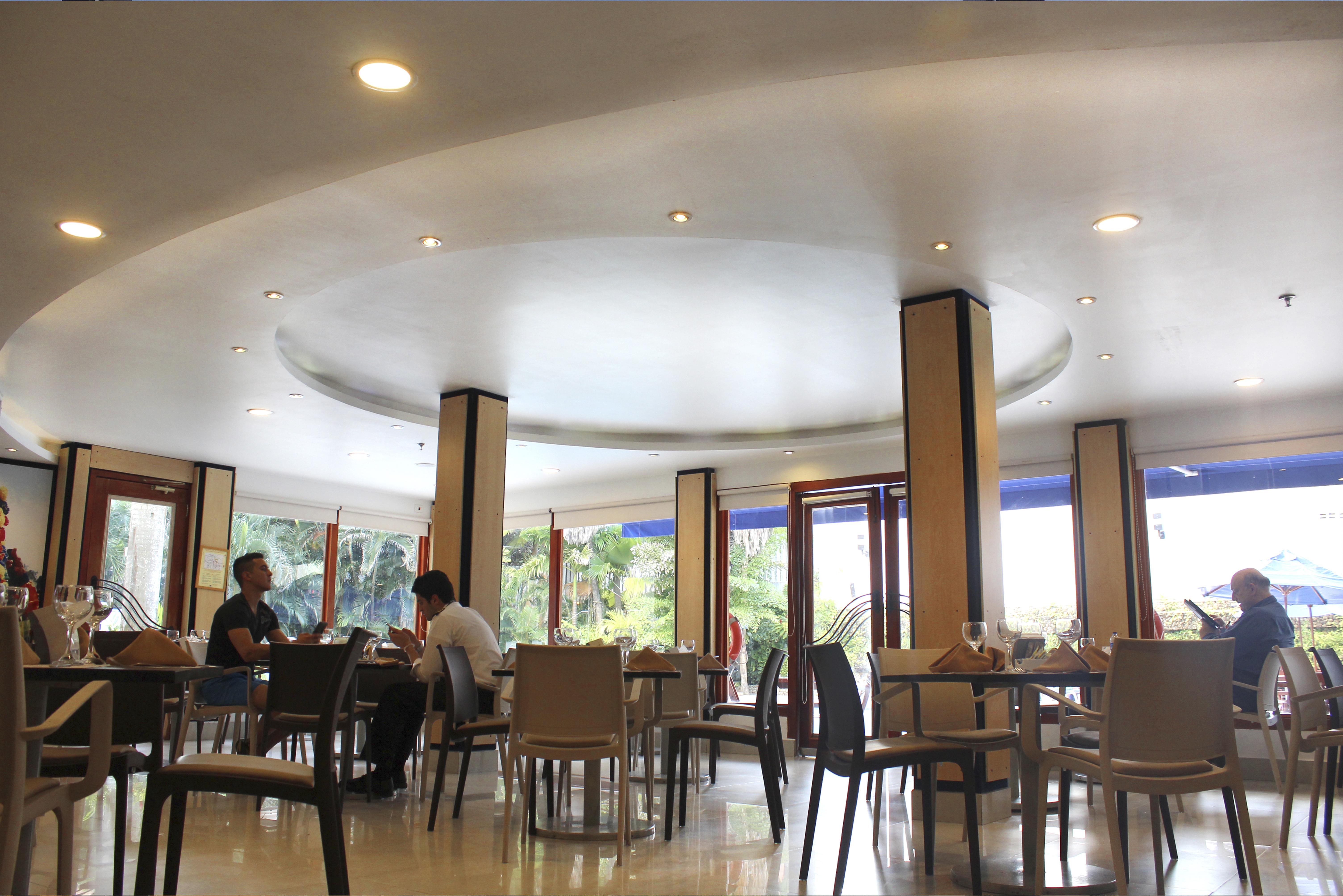 Hotel Barranquilla Plaza Exterior foto The interior of the restaurant