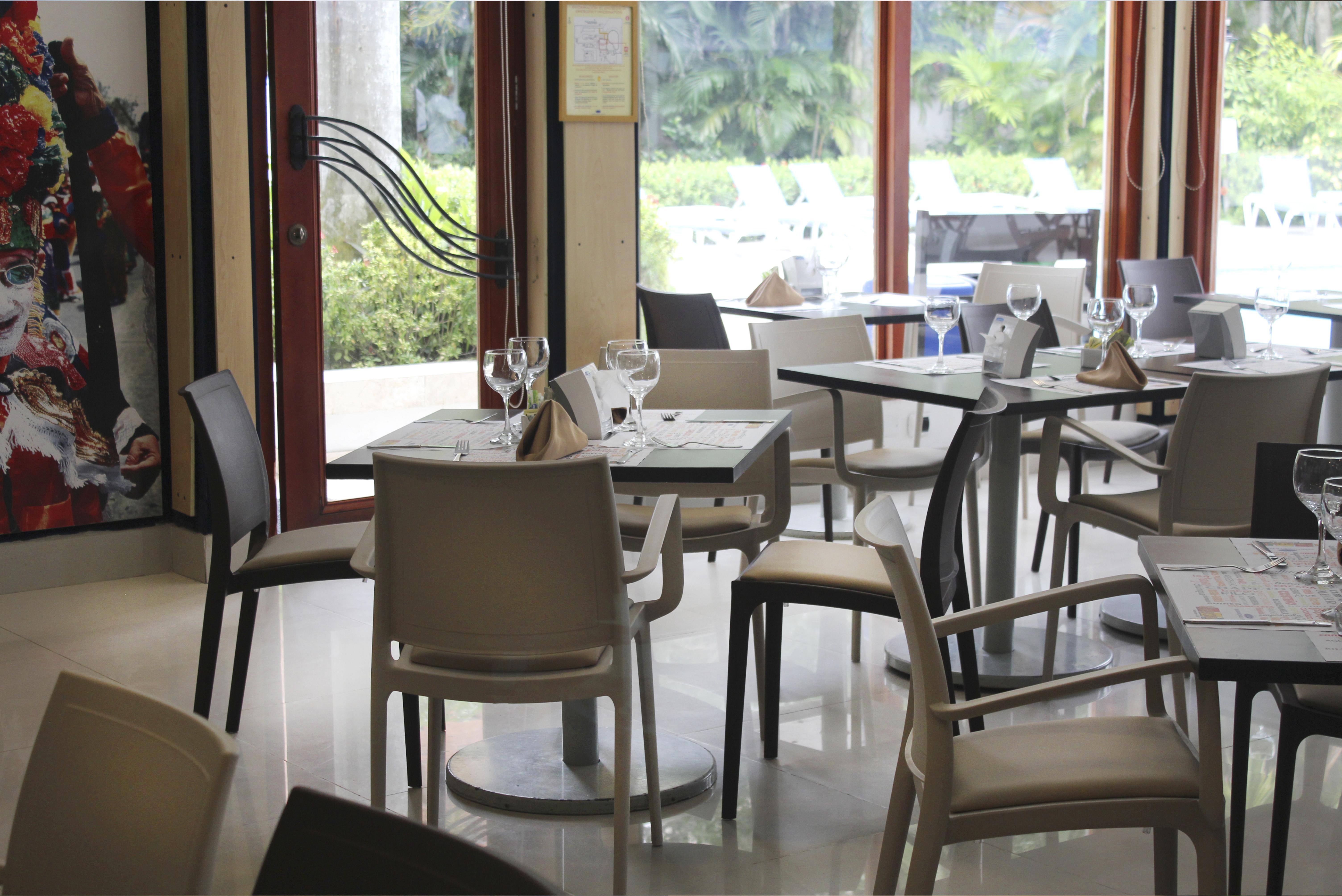 Hotel Barranquilla Plaza Exterior foto Restaurant