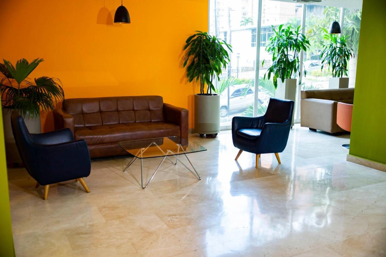 Hotel Barranquilla Plaza Exterior foto Lobby of the hotel