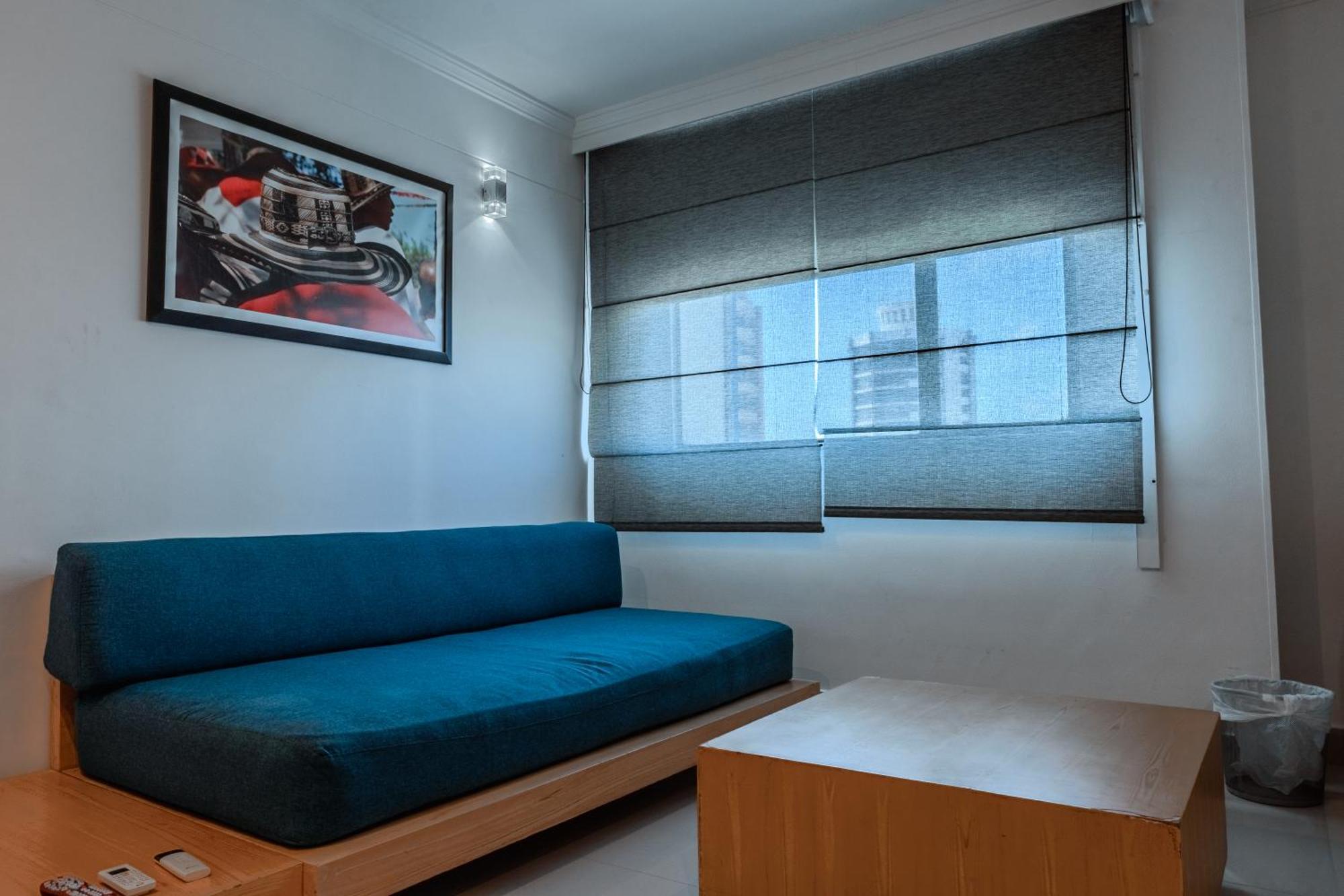 Hotel Barranquilla Plaza Exterior foto A roman blind
